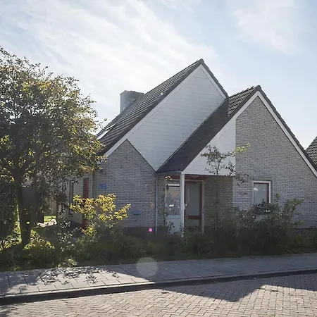 B-10 Hodshonstraat *